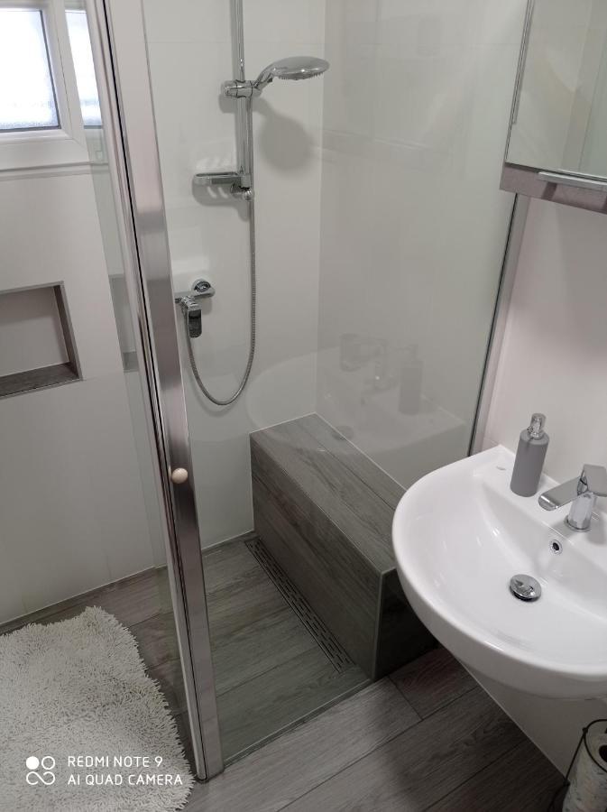 Simb Apartment Сплит Екстериор снимка