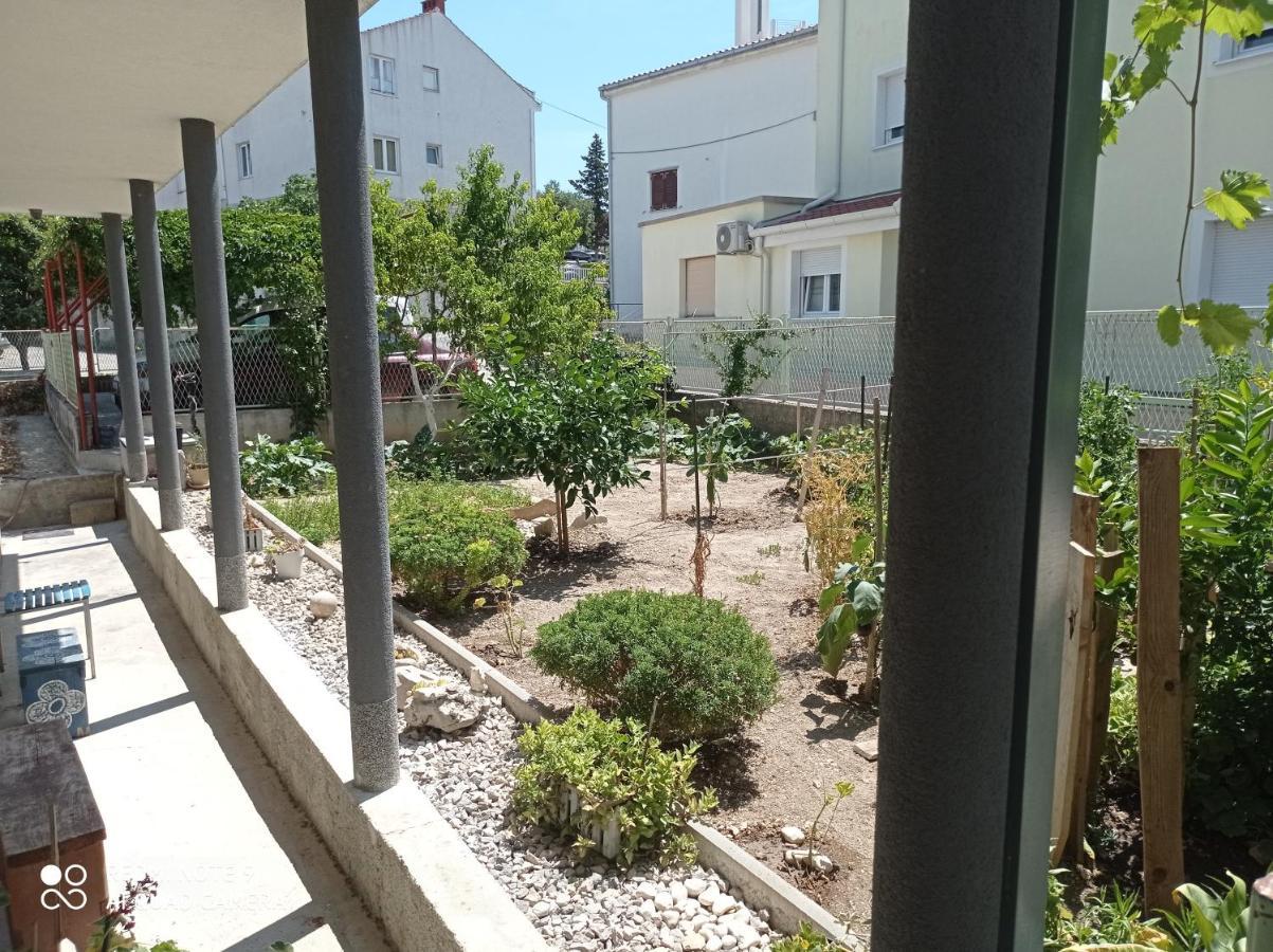 Simb Apartment Сплит Екстериор снимка