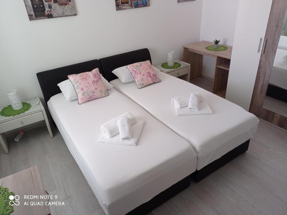 Simb Apartment Сплит Екстериор снимка