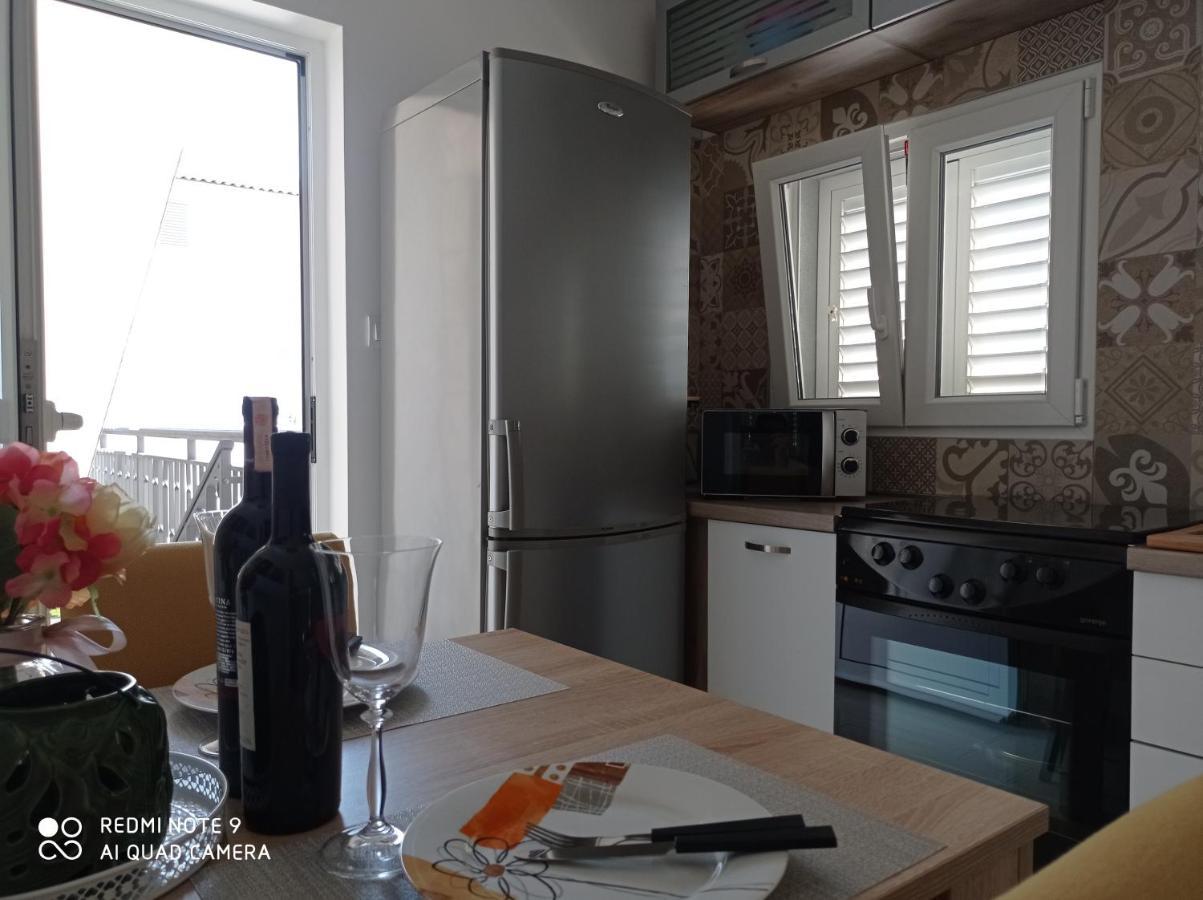Simb Apartment Сплит Екстериор снимка